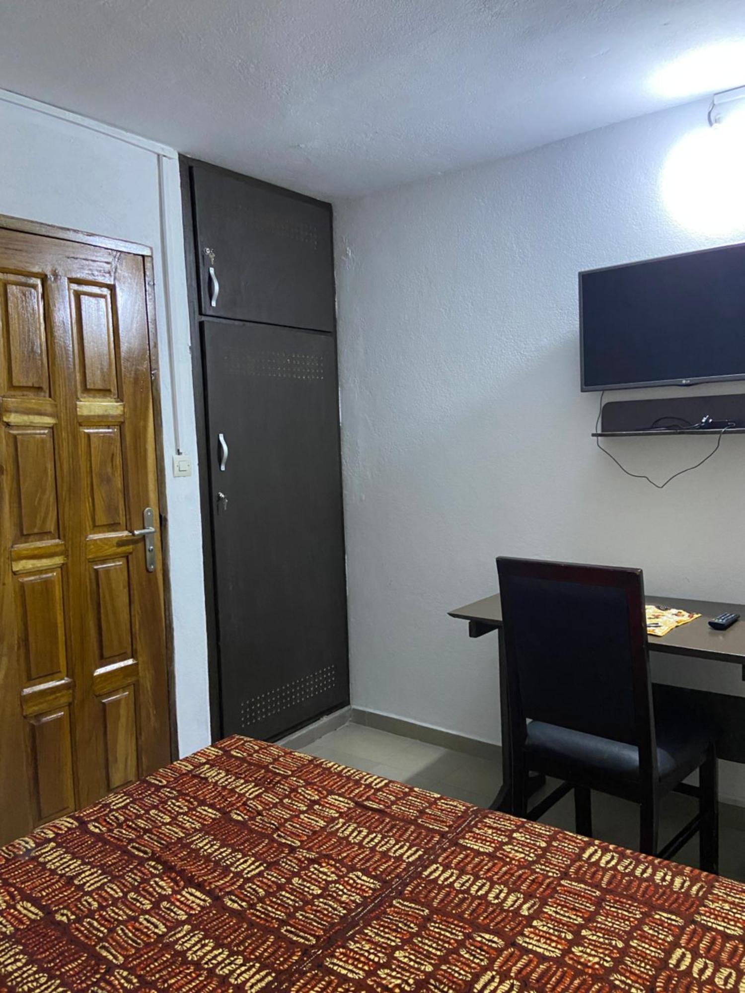 Villa Cb Abican Oda fotoğraf